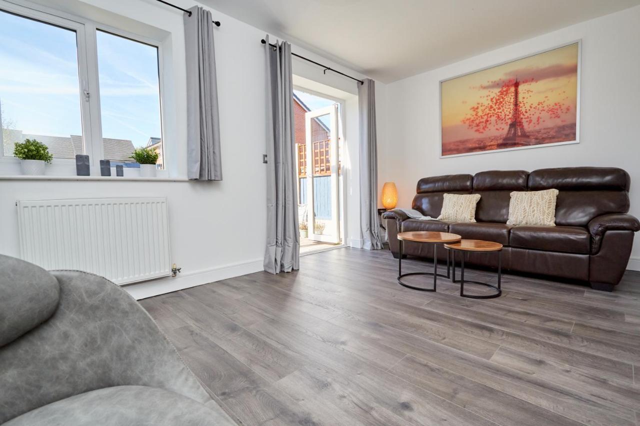 Cosy,Modern And Relaxing 3 Bedroom House With Parking Manchester Exteriér fotografie