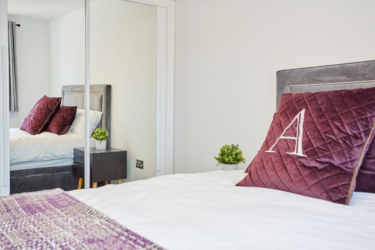 Cosy,Modern And Relaxing 3 Bedroom House With Parking Manchester Exteriér fotografie
